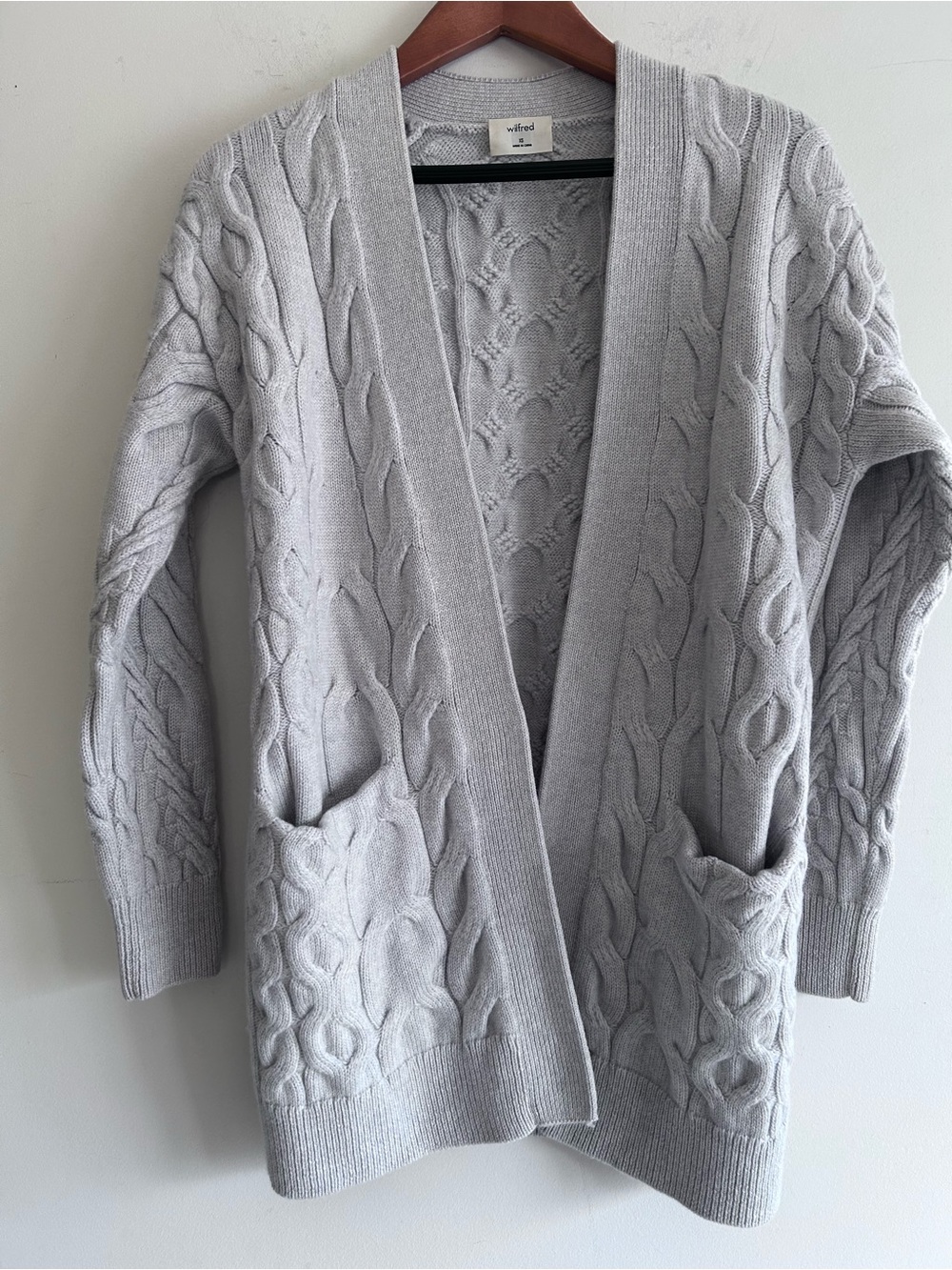 Aritzia Wilfred Light Grey Cable Knit Merino Wool Charliza Cardigan Women XS - Picture 3 of 16